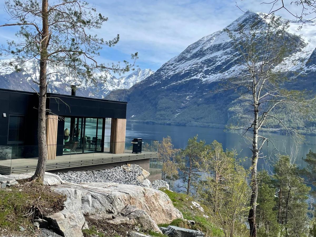 Villa Kristina / Andalsnes Torvik Buitenkant foto
