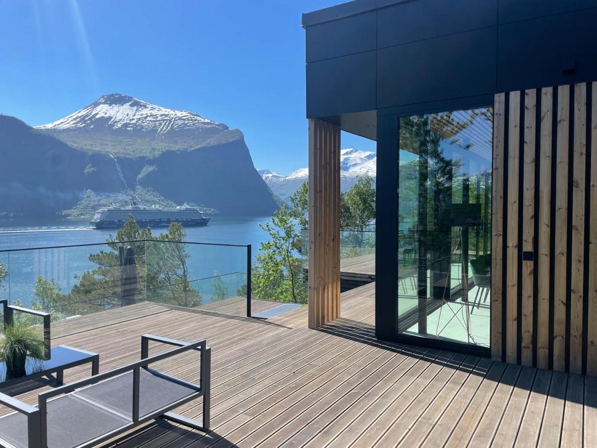 Villa Kristina / Andalsnes Torvik Buitenkant foto