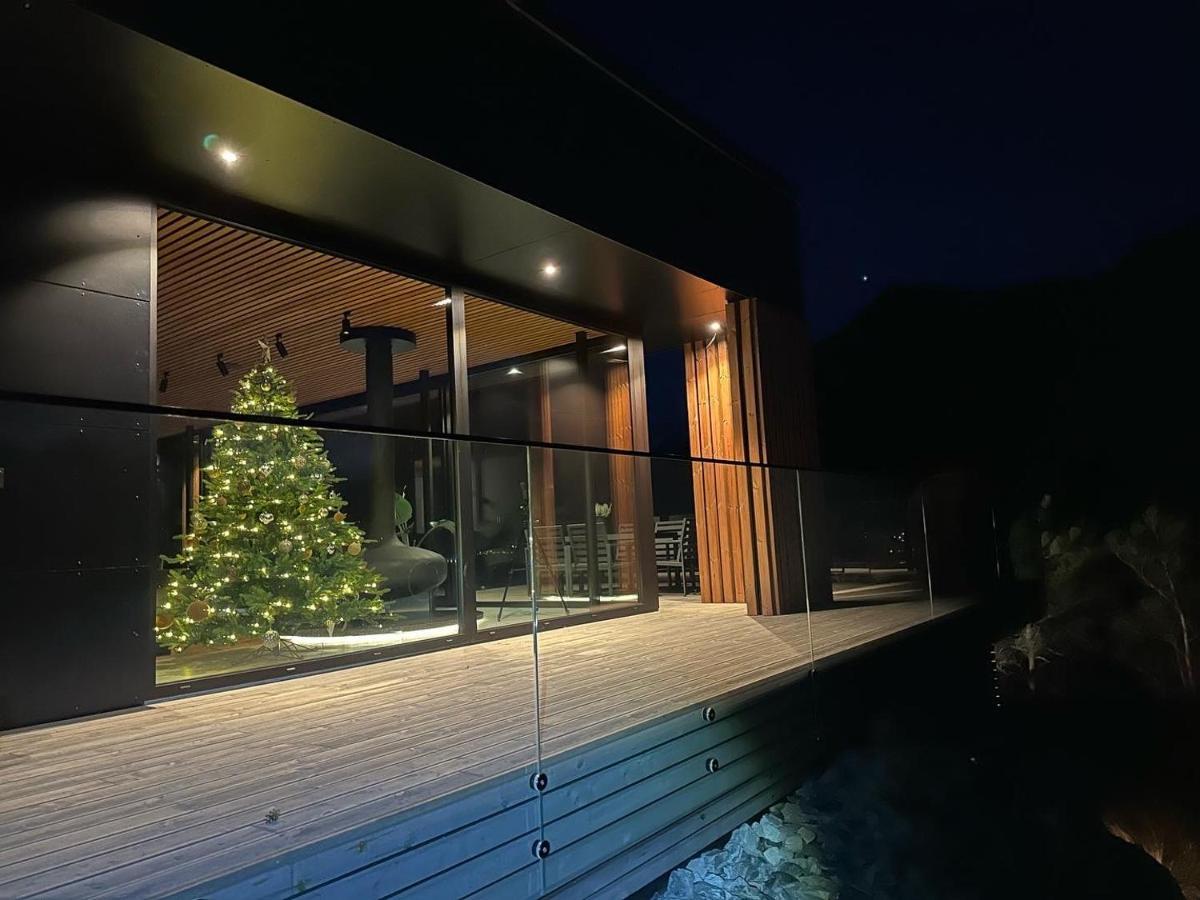 Villa Kristina / Andalsnes Torvik Buitenkant foto