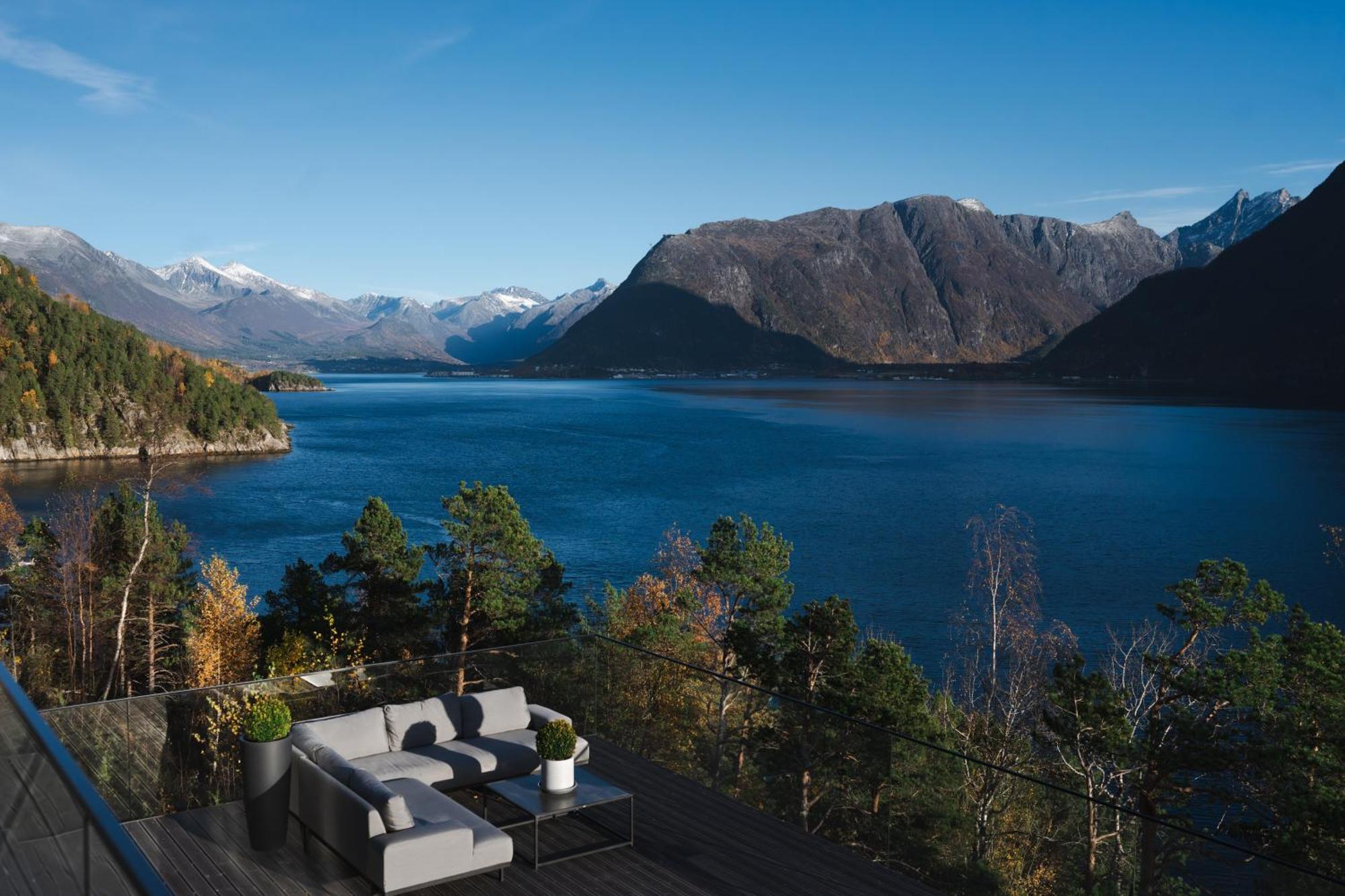 Villa Kristina / Andalsnes Torvik Buitenkant foto