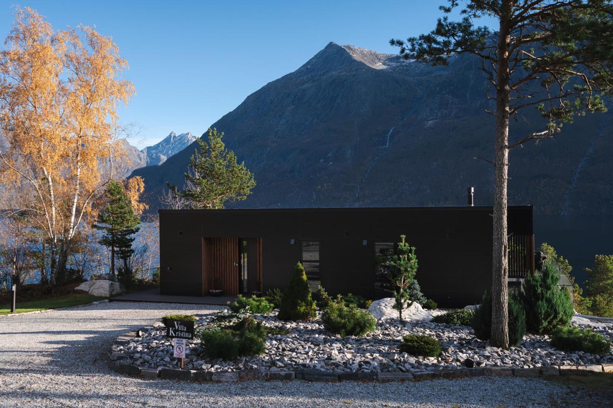 Villa Kristina / Andalsnes Torvik Buitenkant foto